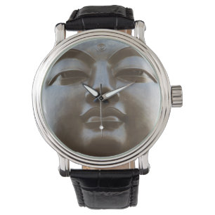 Montre Gros plan de statue de Bouddha