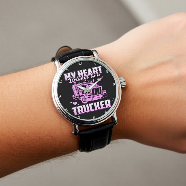 Montre Heart Belongs To A Trucker (Créateur téléchargé)
