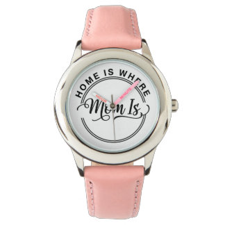 Montre Heart of the Household: Home Is Where Mom Is