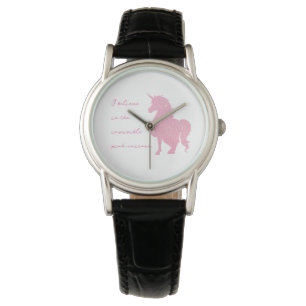 Montre Je crois en la licorne rose invisible.