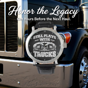 Montre Je Joue Encore Avec Des Camions