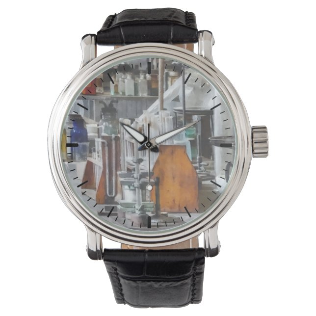 Montre Laboratoire Chem Avec Tubes D'Essai Et Retort (devant)
