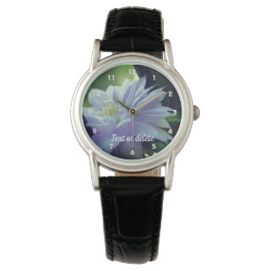 Montre Lavande Clematis Fleur Nichée Dans Trellis