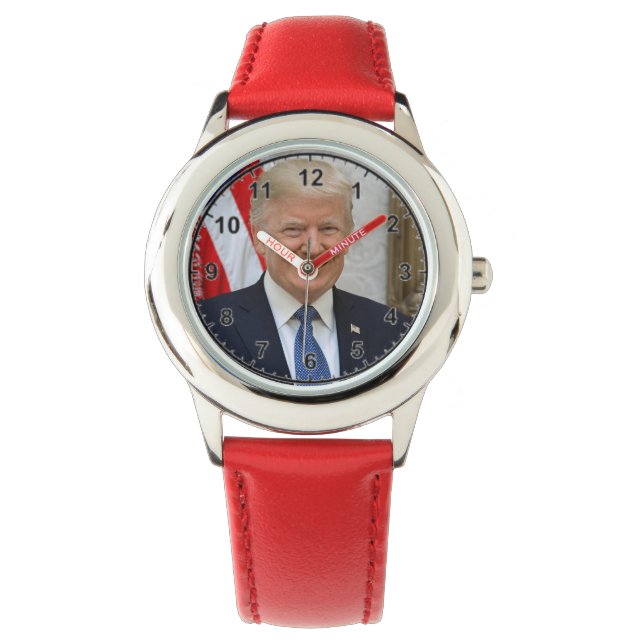 Montre Le président Donald Trump (devant)