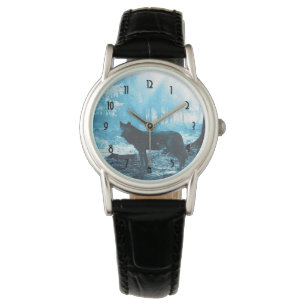 Montre Loup noir seul dans la forêt