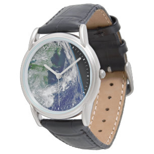 Montre L'Ouragan Frances Sur Une Terre Partielle.