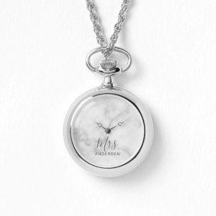 Montre M. et Mme.   Mariage de script moderne