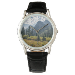 Montre Montagnes La nature sauvage de la Sainte Croix,