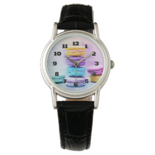 Montre Photo de macarons colorés et délicieux