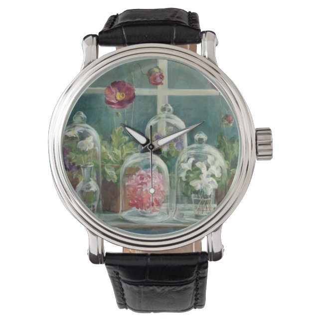 Montre Poppies violettes sur un rebord de fenêtre (devant)