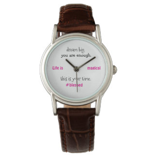 Montre regarder rêve grand (lettres rose et noir chaudes)