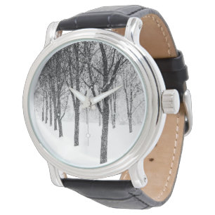 Montre ris I side with trees