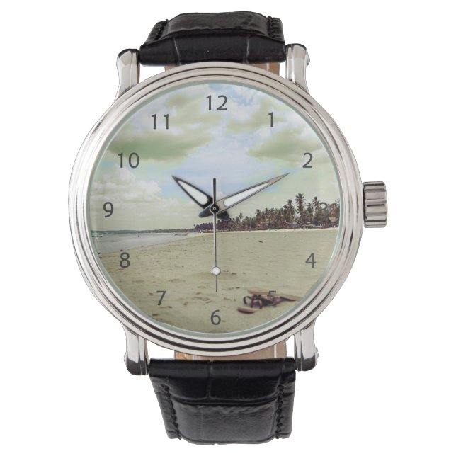 Montre Sandales sur la plage tropicale (devant)