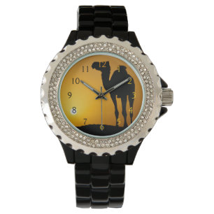 Montre Silhouette d'un chameau sauvage au coucher du