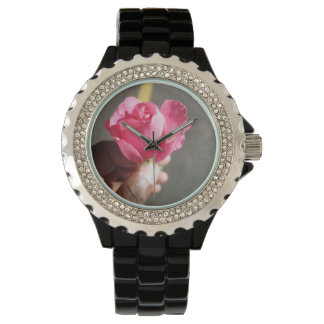 Montre Surveillance rose des fleurs
