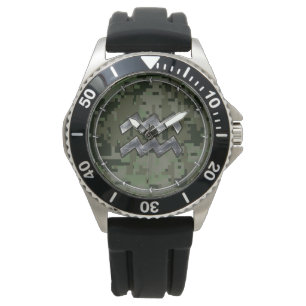 Montre Symbole Zodiaque Aquarius sur le camouflage numéri