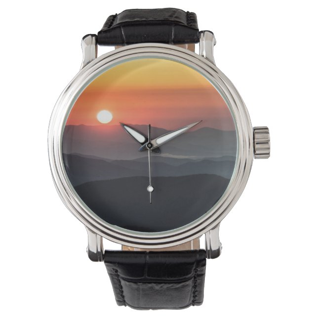 Montre Tennant Mt, zone des champs de cimetière, soleil (devant)
