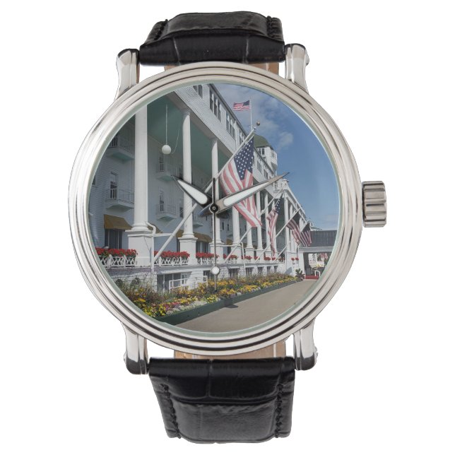 Montre The Grand Hotel on Mackinac Island, Michigan (devant)