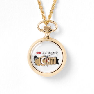 Montre This vend pour Türkiye's 100e jour de l'histoire