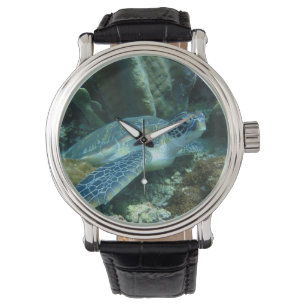 Montre Tortue de mer sur la photo des fonds marins