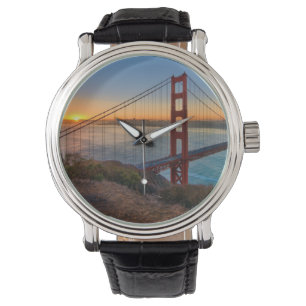 Montre Un lever de soleil absolument stupéfiant