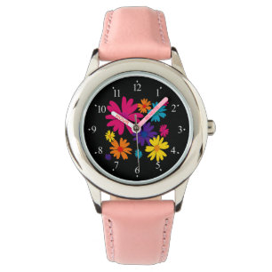Montre Un lit fleuri de fleurs marguerites
