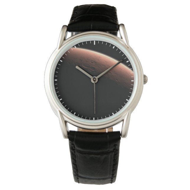 Montre Une Partie De Mars À La Limite De La Lumière Et De (devant)