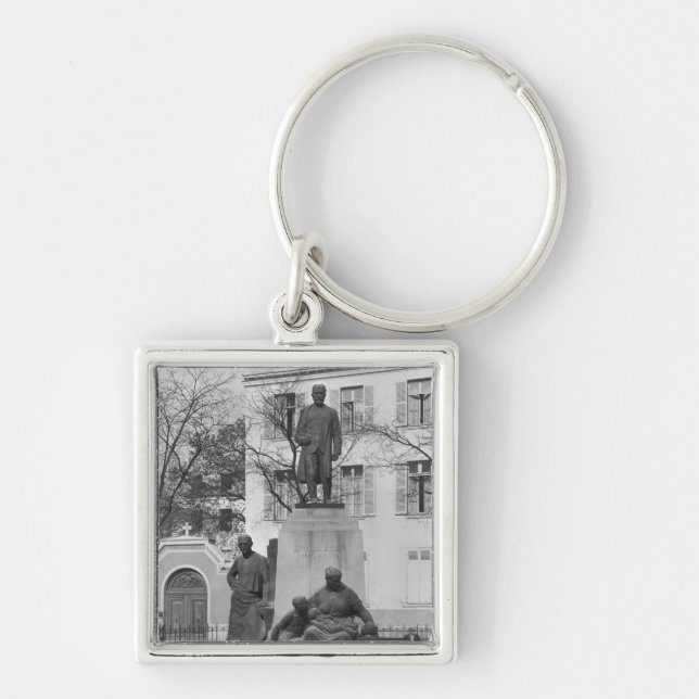 Monument to Emile Zola Keychain (Front)