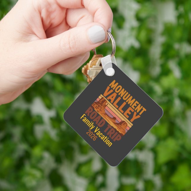 Monument Valley Road Trip Scenic Desert Adventure Keychain (Hand)