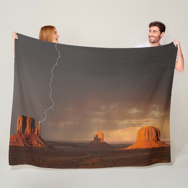 MONUMENT VALLY FLEECE BLANKET (In Situ)