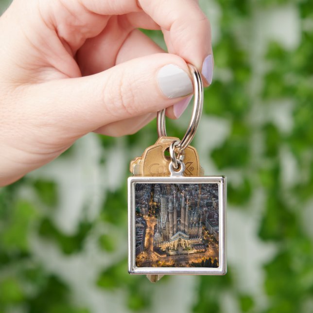 Monuments | La Sagrada Familia Keychain (Hand)