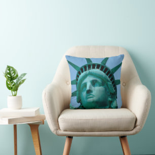 Monuments Statue of Liberty Face Throw Pillow