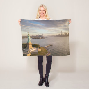Monuments   Statue of Liberty Fleece Blanket