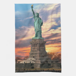 Monuments   The Statue of Liberty Kitchen Towel