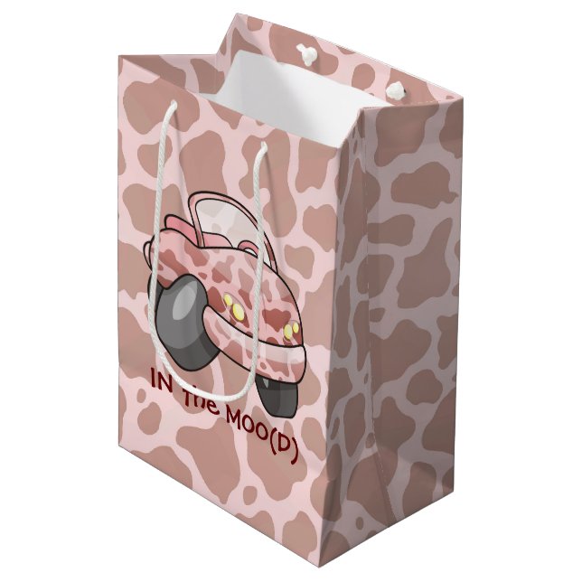 Moo Car Medium Gift Bag (Front Angled)