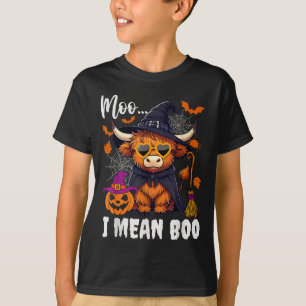 Moo Mean Boo Witch Highland Cow Halloween Costume T-Shirt