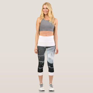 Moon Capri