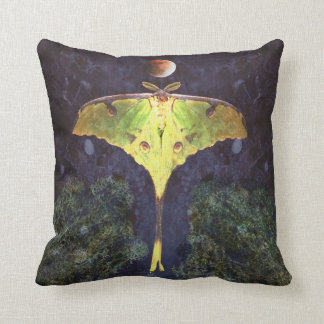 Moon Moth Coussin