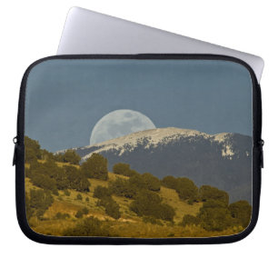 Moonrise over the Sangre de Cristo Mountains, Laptop Sleeve
