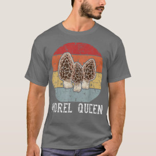 Morel Queen Mushroom Hunting Farmer Spring Summer  T-Shirt