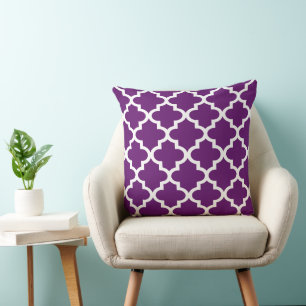 Moroccan Quatrefoil Pattern   Purple and White Throw Pillow