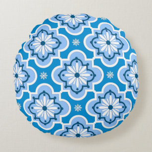 Moroccan tile pattern - Blue and White Round Pillow