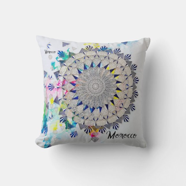 Moroccan touch throw pillow (Front)