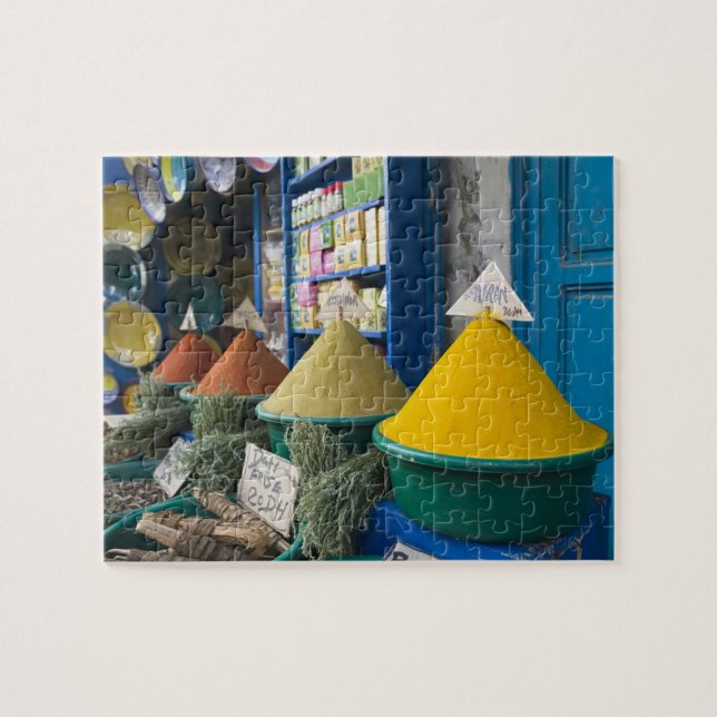 MOROCCO, Atlantic Coast, ESSAOUIRA: Spice Market Jigsaw Puzzle (Horizontal)