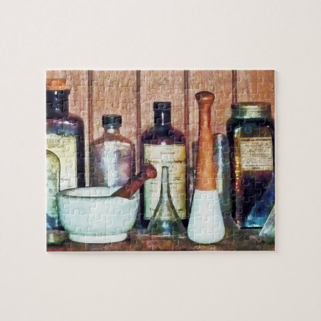Mortar and Pestle and Pestle Jigsaw Puzzle (Horizontal)