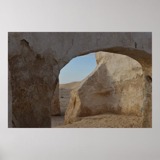 Mos Espa on planet Tatooine  Poster (Front)