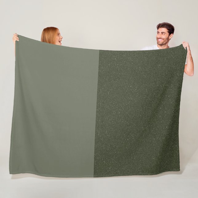 Moss Green Textured Fleece Blanket – Customizable (In Situ)