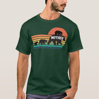 Mother Bear with Cubs Vintage Sunset - Retro Famil T-Shirt