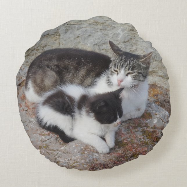 Mother & Kid Round Pillow (Back)
