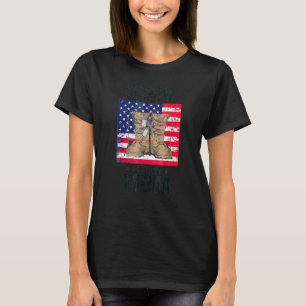 Mother Veterans Day My Favourite Veteran Is My Mom T-Shirt